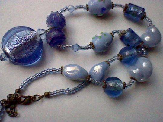 LARGE BEADED BLUE GLASS NECKLACE WITH FOIL BEAD PENDANT