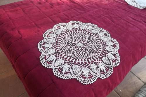 Piece of art! Doily crochet in thin cotton yarn with pretty design.New condition.Diameter 30cm
