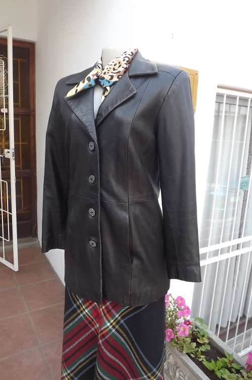 Excellent quality black ladies DANIEL HECTOR genuine leather jacket.Size 34/10.Fully lined.