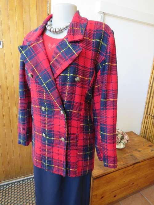 Red and navy tartan check fully lined double breast jacket.Size 36/12.As new