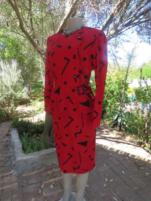 Cherry red vintage dress with black graphic patterns.Size 36/12 by SHELLEY IMPRESSIONS.