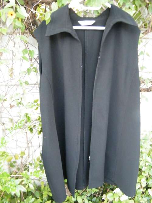 Heavy black 100% polyester zip up size 50/26 sleeveless top/jacket by DONNA-CLAIRE