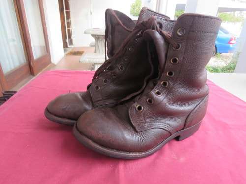 Pair of brown genuine leather SADF army boots issued 2009 in size 262 army size 8.As new.