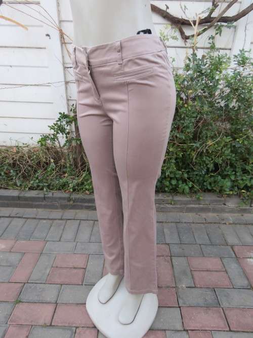 Sexy brown/ecru colour 'OASIS' pants by FOSCHINI in size 32/8.In stretch cotton.Good condition.