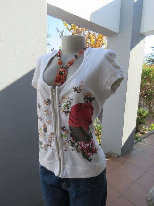 Tribal chic 100% cotton zip-up hooded top in size 36/12.Used but still fine for wearing at home.