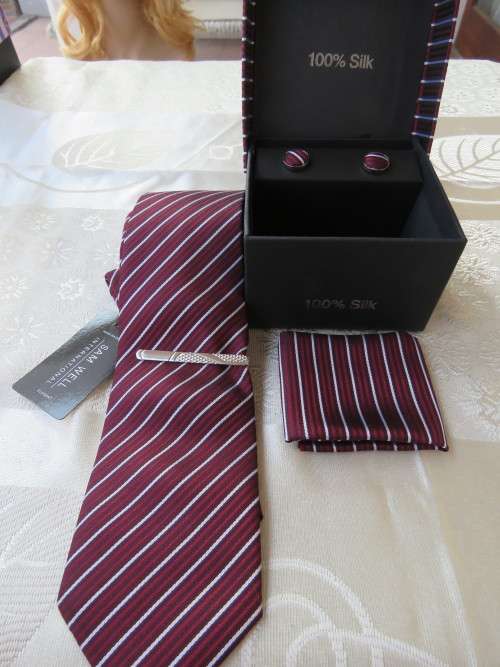Handmade 100% silk 5 piece tie set by 'SAM WELL' International.Maroon with white stripes.New.