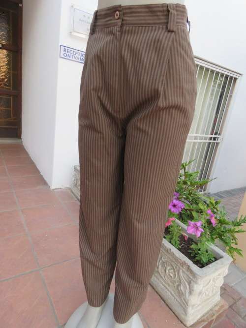 On trend green,brown and beige vertical striped pants by 'TRUWORTHS' in 36/12.As new.