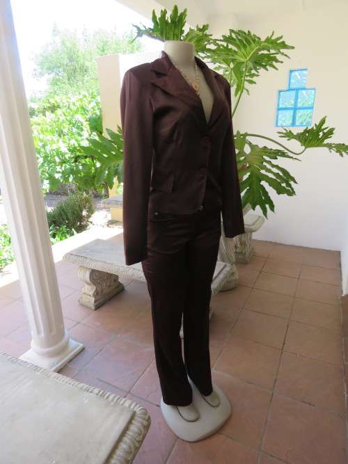 Amazing free spirit luxe looking two piece outfit in size 31/7.In polyester stretch.New cond.