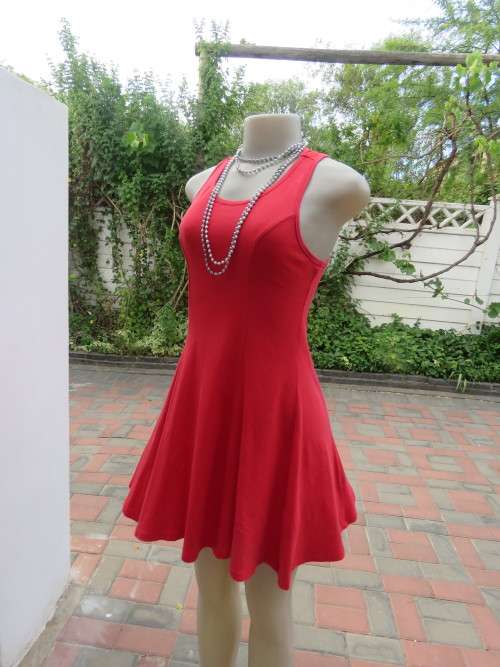 Chic and sexy bright red princess style panelled dress.By 'RT' in size M.Good condition.