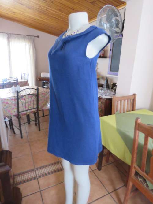 Cute denim blue dress by KUMARO size 32/8. In viscose/linen blend.No stretch.Very good cond.