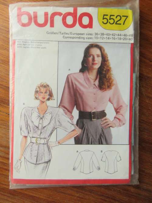 'BURDA' pattern 5527 for ladies short/long  sleeve blouse in size 34,36,38,40,42,44,46 and 48.