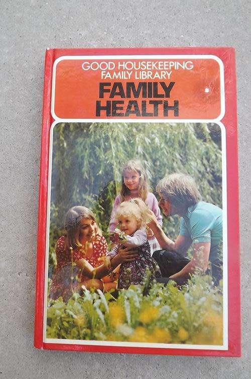 Book-Family Health-Good Housekeeping.Family library-taking precautions!