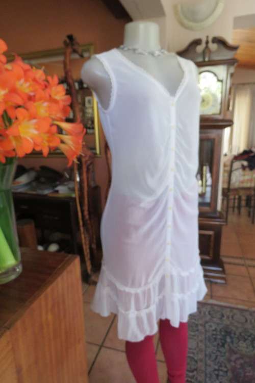 Dainty feminine long top/dress in size 36/12 by ARTIDE.COM.In crinkled sheer polyester.New cond.