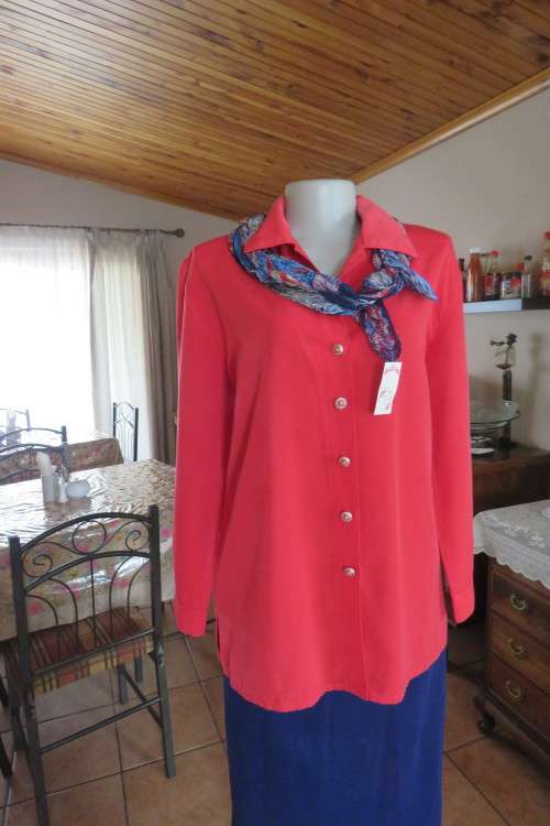 Postbox red silky long sleeve blouse by SAINT HONORE in size 36/12.Good condition.