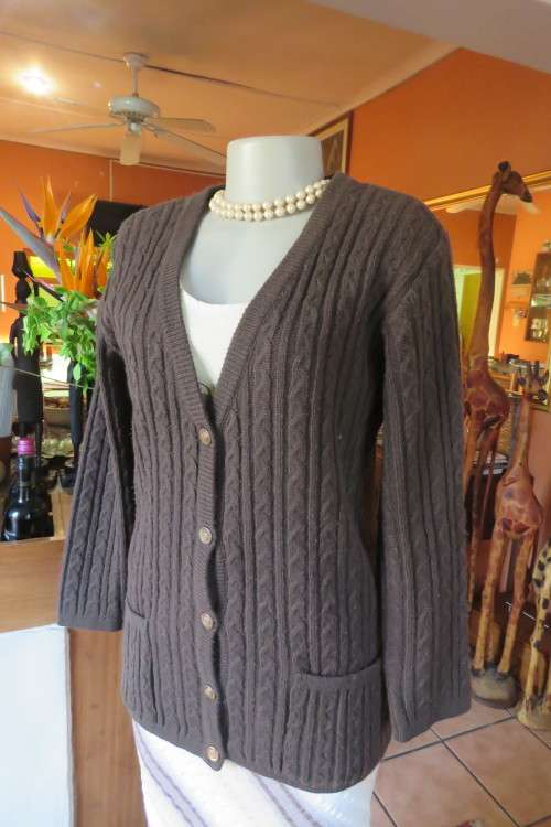 Cable stitched knitted ark button down cardigan by WOOLWORTHS in size 34-36.Good cond.