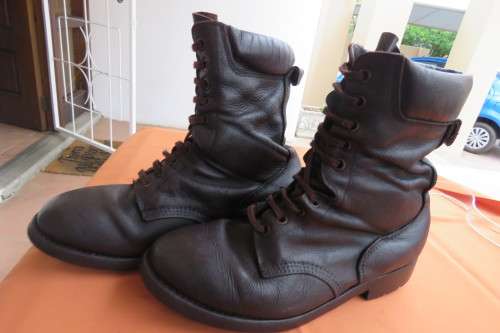 Pair of SADF genuine leather brown ex army boots  with soft uppers. Size 8.5 issued in 2011.
