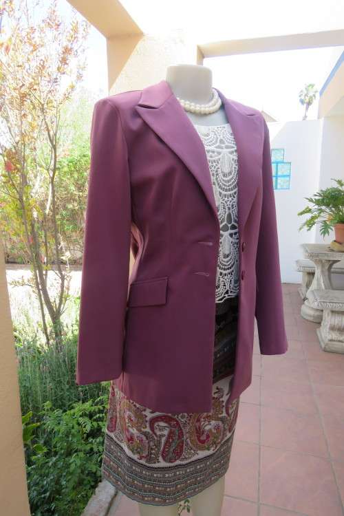 Amazing mulberry colour tailored jacket. Size 34/10 by 'Oasis' front dummy pockets.