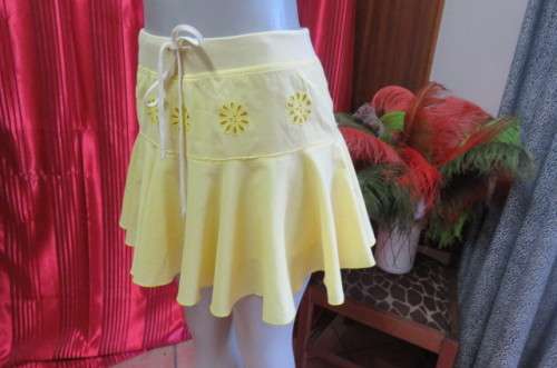 Chic and sexy buttercup, yellow mini skirt in 2 layers by `Woolworths` in size 32/8. As new!!