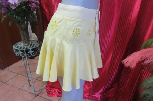 Chic and sexy buttercup, yellow mini skirt in 2 layers by `Woolworths` in size 32/8. As new!!