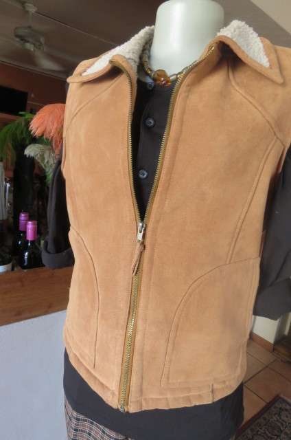 Waistcoat for the cold days! In suede look with warm inner size 38/14 by 'Kelso'.