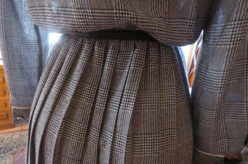 Top of the line vintage dress in black + white classic check pattern size 36/12 by 'Manhattan'.
