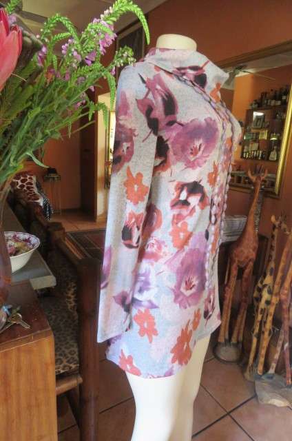 Smart bodycon mini dress with long sleeves size 34/10 by 'Image Smart'. In stretch jersey polyester.