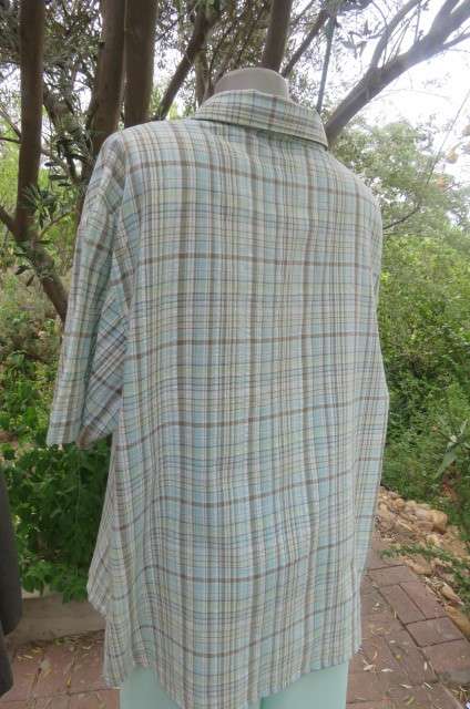 Bubble cotton casual short sleeve shirt in light turquoise, green, white and brown size 50/26.