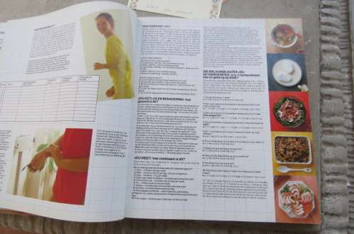 Vogue-skoonheid vir almal deu Deborah Hutton. Voeding met resepte, naels, hare + vel. Oefeninge_224
