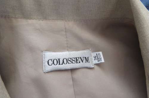 State of the Art tailored long sleeve jacket in beige with mottled effect. Size 36/12 by COLOSSEUM.