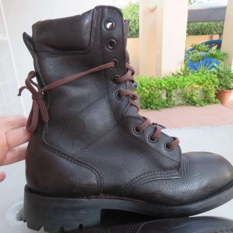 Pair of SADF genuine leather boots in size 5.5 by DWS issued in 2012. Soft uppers. New condition