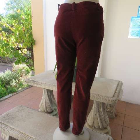 A must for winter! Hickory brown corderoy pants by FASHION EXPRESS in size 38/14