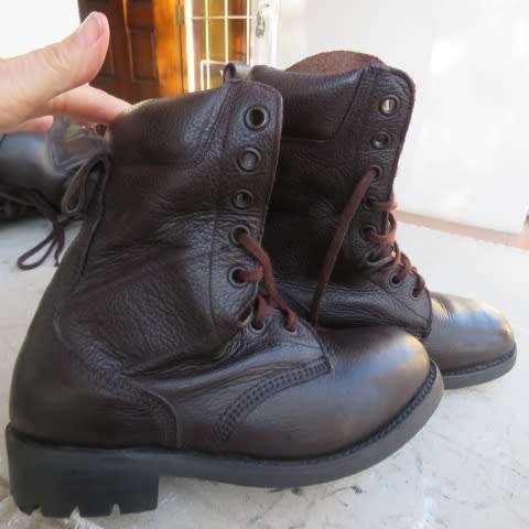 Pair of SADF brown genuine leather soft top army boots size 6 issued 2011. As new. Army size 240 W.