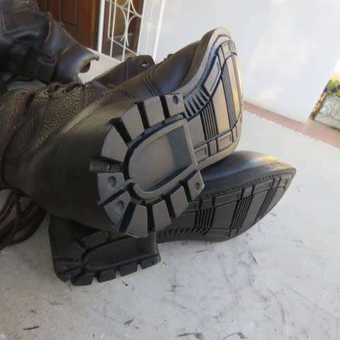 Pair of SADF brown genuine leather soft top army boots size 6 issued 2011. As new. Army size 240 W.