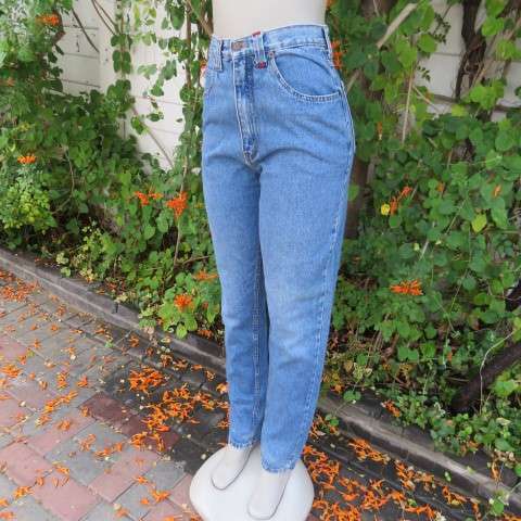 High waisted blue denim jeans in size 33/9 by JEP'S JEANS. In 100% cotton. Skinny legs.