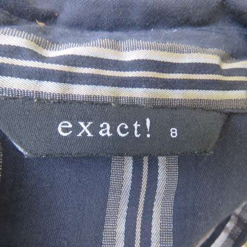 EXACT diagonal striped short sleeve top in black and cream. In size 32.