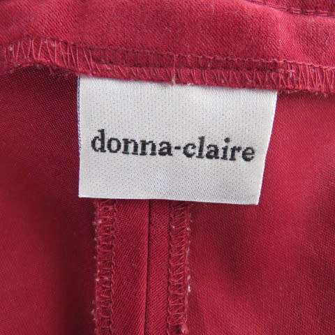 Fabulous maroon stretch polyester pants in size 46/22 by DONNA-CLAIRE.Back waist with elastic sides