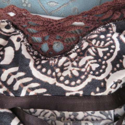 Sexy strappy top in brown and beige patterned stretch cotton fabric.Size 34/10 by INSYNC. Good cond.