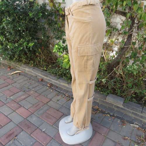 Sassy dark beige corduroy pants in size 38/14 by CASUAL AMERICAN.Side pockets.
