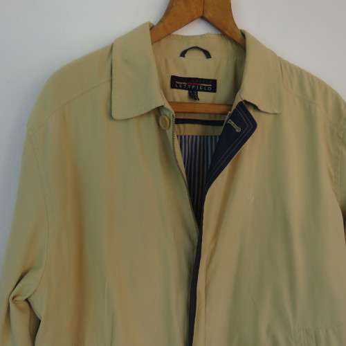 Men's rich cream jacket with zip up front by LETTFIELD size XXL.Blue and cream stripe lining.