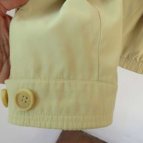 Men's rich cream jacket with zip up front by LETTFIELD size XXL.Blue and cream stripe lining.
