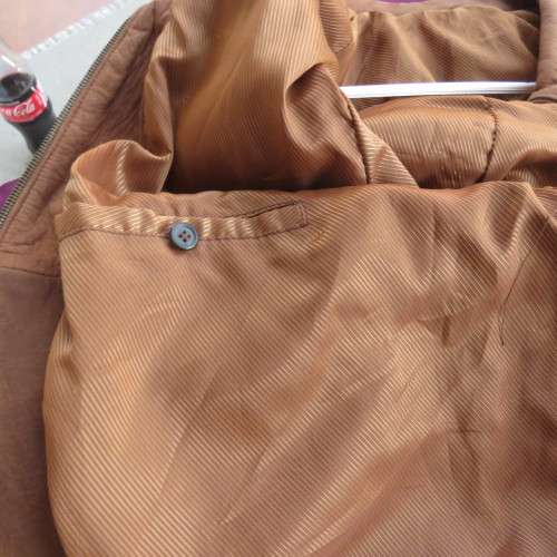Handsome men's tan colour zip up genuine leather jacket with chest 120cm....Medium. Very good cond.