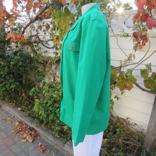Emerald green 100% cotton long sleeve jacket with epuletts in size 38/14, Casual or smart wear.