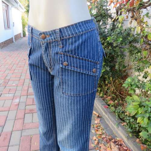 Boyfriend style vertical striped blue denim jeans. Boot legged. Size 40/16 by 'Estee Egee'.
