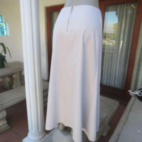 Embroidered cream 100% cotton paneled A-line skirt.Bandless size 36/12 by `Woolworths`. Ankle length