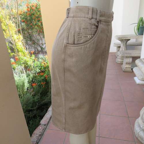Totally of duty light brown 'Gerry Weber' Sport skirt. Pencil style size 34/10. Good condition.