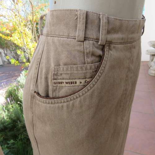Totally of duty light brown 'Gerry Weber' Sport skirt. Pencil style size 34/10. Good condition.