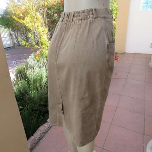 Totally of duty light brown 'Gerry Weber' Sport skirt. Pencil style size 34/10. Good condition.