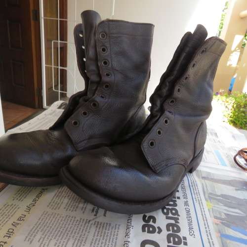 Pair of SADF brown genuine leather boots in size 10. By BAGSHAW. Issued 1993. Army size 285W.Drifoot