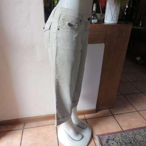 Casual dark beige ankle pants with turnovers in size 38/14 by STATURE.In firm stretch cotton. As new