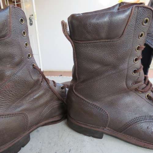 Pair soft top SADF genuine leather brown boots issued 2011 by DWS . Size 9 army size 277M. As new
